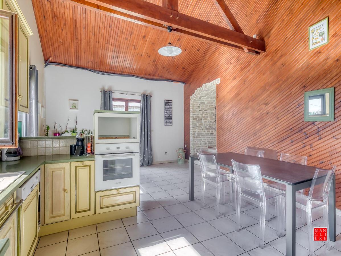 Maison Blanche Piscine Et Petit Dejeuner Châtellerault Eksteriør billede